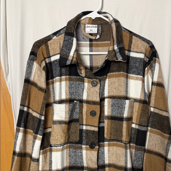 Love In Faith Plaid Button Down Shacket Size XL - Picture 3 of 11